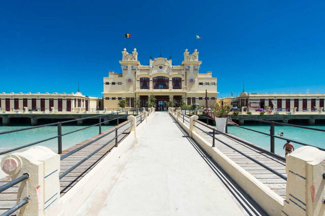 Casetta Vista Mare In Piazza A Mondello Palermo Eksteriør bilde